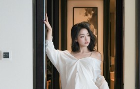 白琮瑗4套私藏写真 DJ们靠这组图涨了3倍驻场邀请？